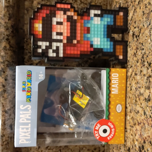 Pixel Pals Super Mario World Mario 020 - Picture 4 of 10
